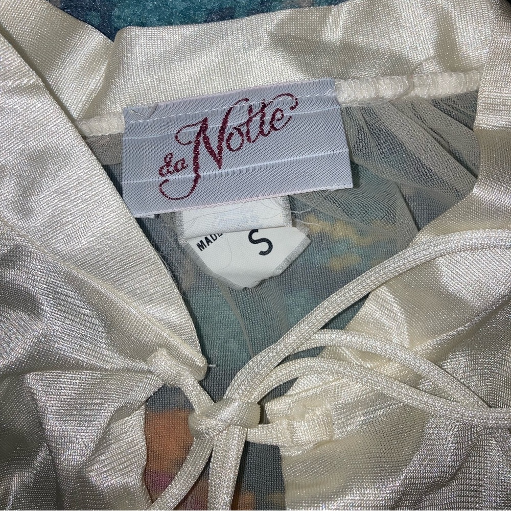 Sheer White Robe - Picture 5 of 5